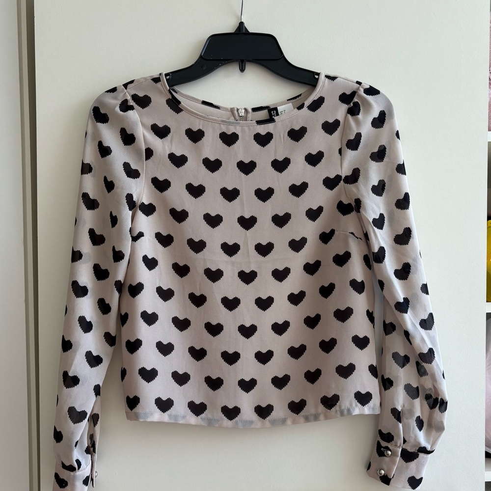 H&M Pixeled Heart Blouse Top Shirt Dusty Beige Black Pattern 2 0 xs